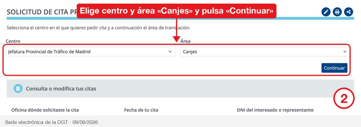 Desplegables de centro y área de tramitación con el botón Continuar rodeados